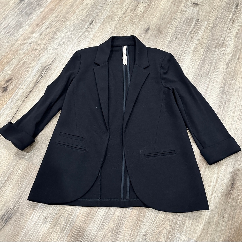 {preloved} Bailey 44 Elegant Black Blazer - Picture 2 of 6